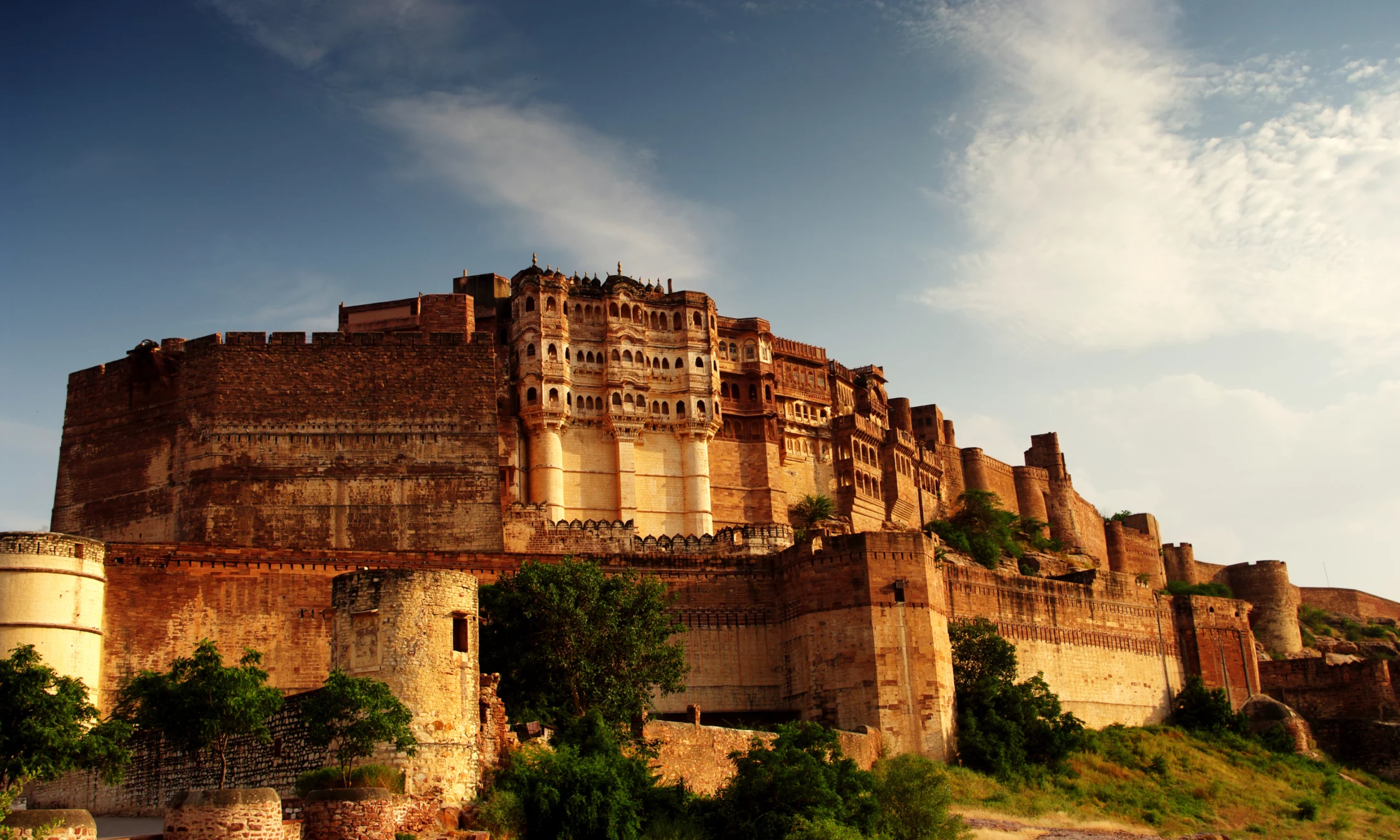Explore the Best of India: Golden Triangle Tour with Jodhpur